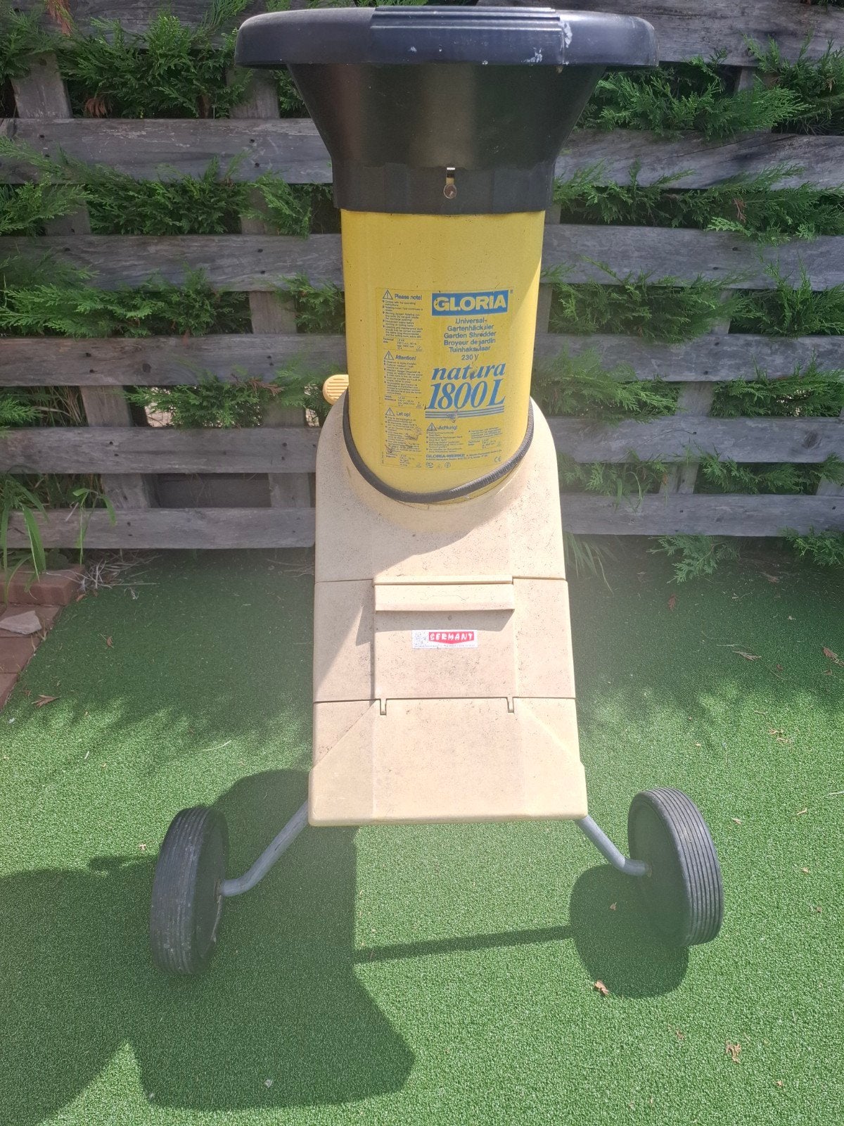 Broyeur de jardin universel 230V Natura 1800L, Enlèvement