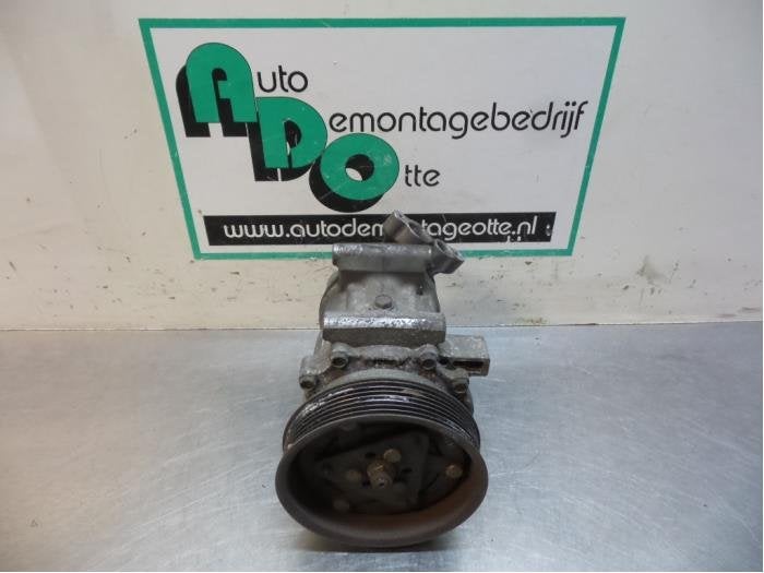 Pompe clim d'un Renault Twingo (Twingo 07-), Renault, -, 3 mois de garantie, Utilisé