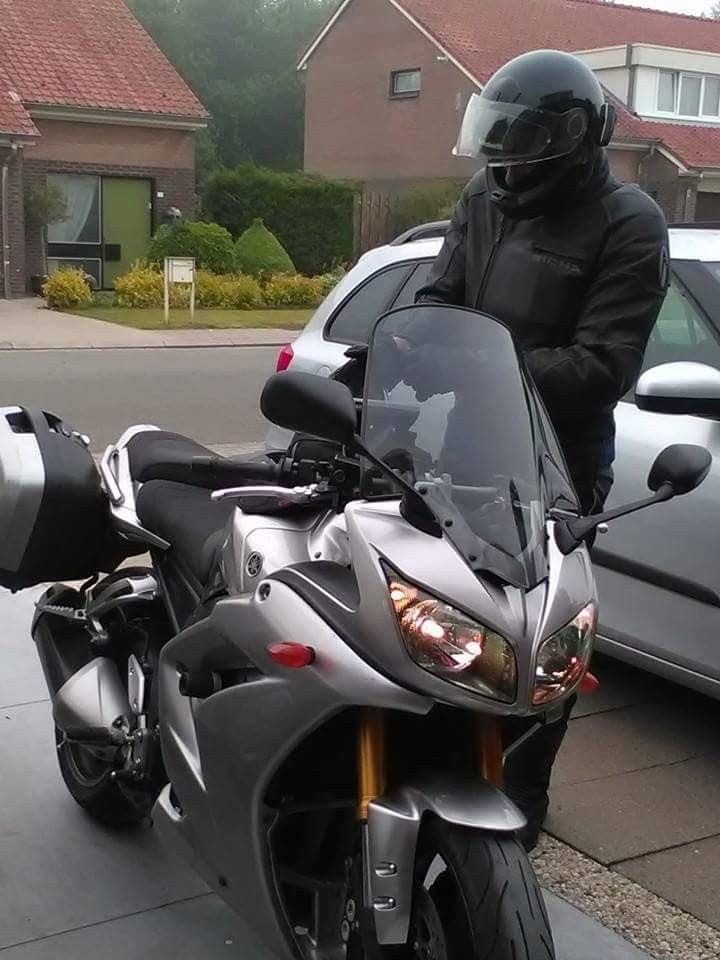 Yamaha FZ1 Fazer 4500€, Occasion, 4 cylindres, 1000 cm³, Manuelle
