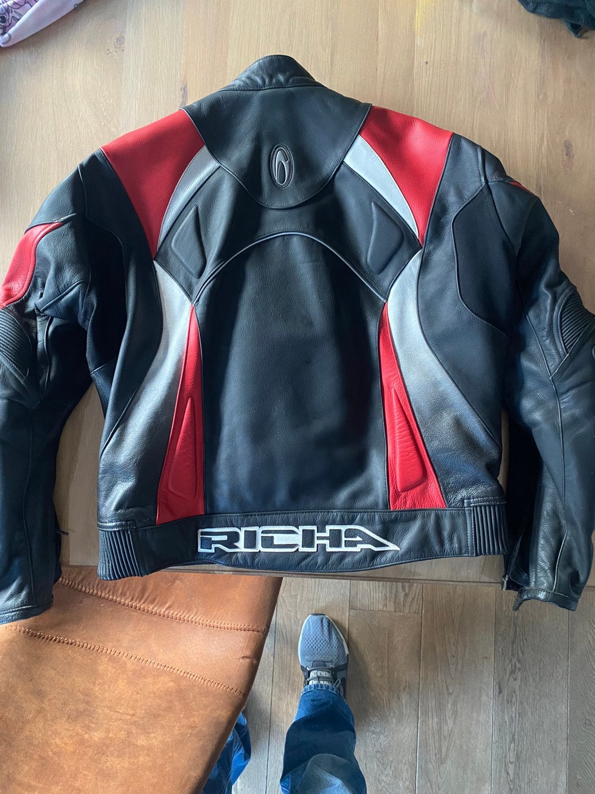 leder motorvest richa maat 58, Motoren, Ophalen