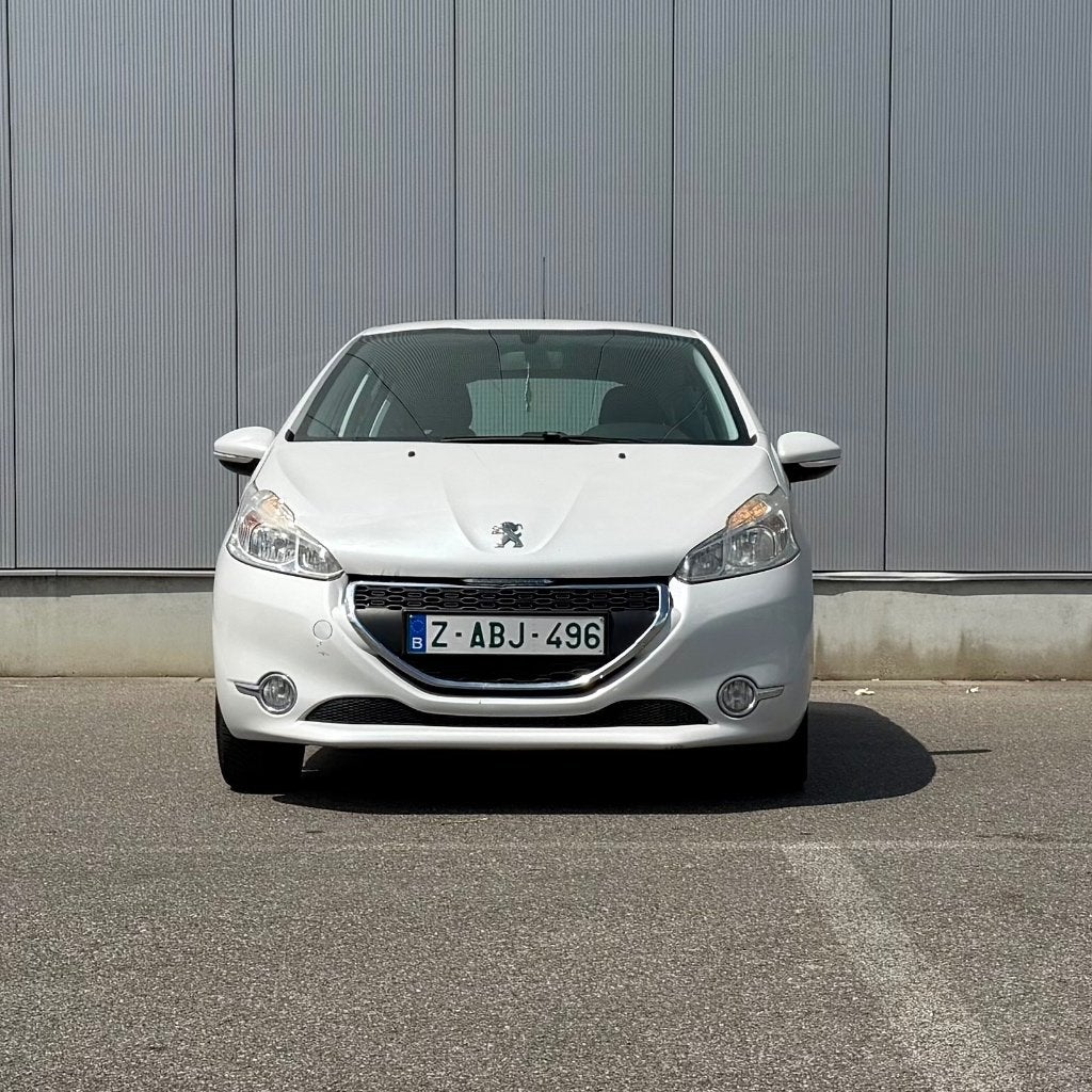 Peugeot 208 1.2 VTi Active, Auto's, Stof, Zwart, 1199 cc, Wit