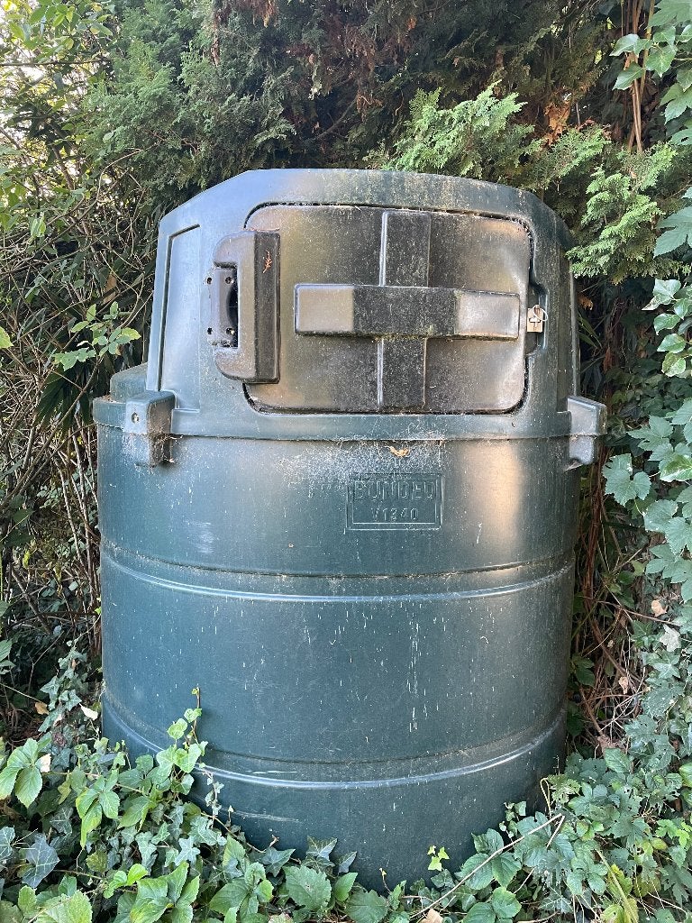 réservoir de carburant à double paroi BUNDED 1340 l, Enlèvement, Utilisé