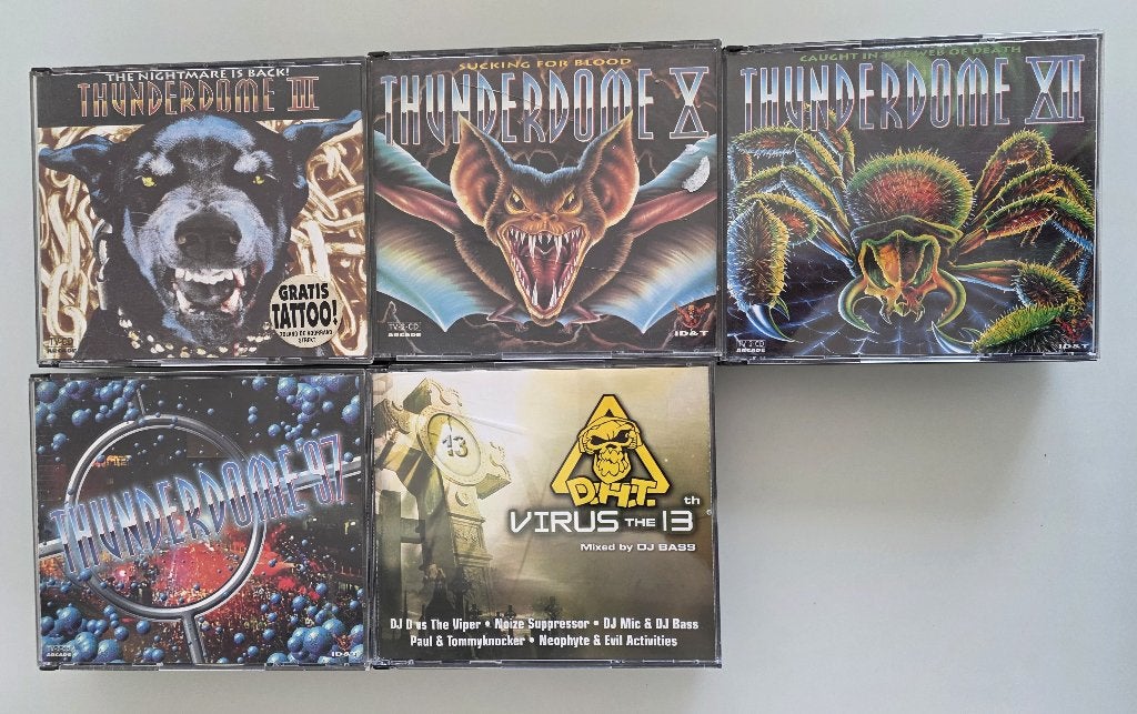 5 CD 's / verzamelboxen Thunderdome en DHT Virus 13, CD & DVD, Enlèvement ou Envoi, Hardcore
