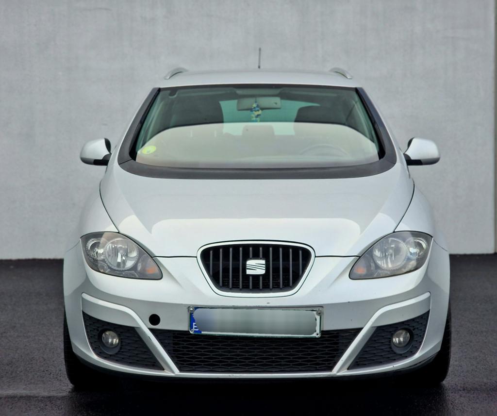 Seat Altea XL 1.6 TDI (105 ch) — Année 2011 — 220 000 KM, Autos, Entreprise, Boîte manuelle, Noir, 5 portes