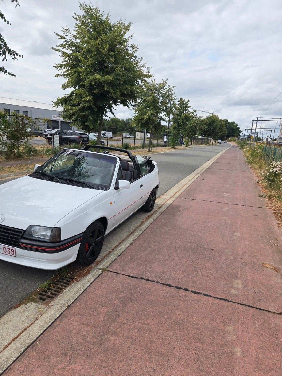 Opel Kadett Cabrio oldtimer automaat 16s, foto 7