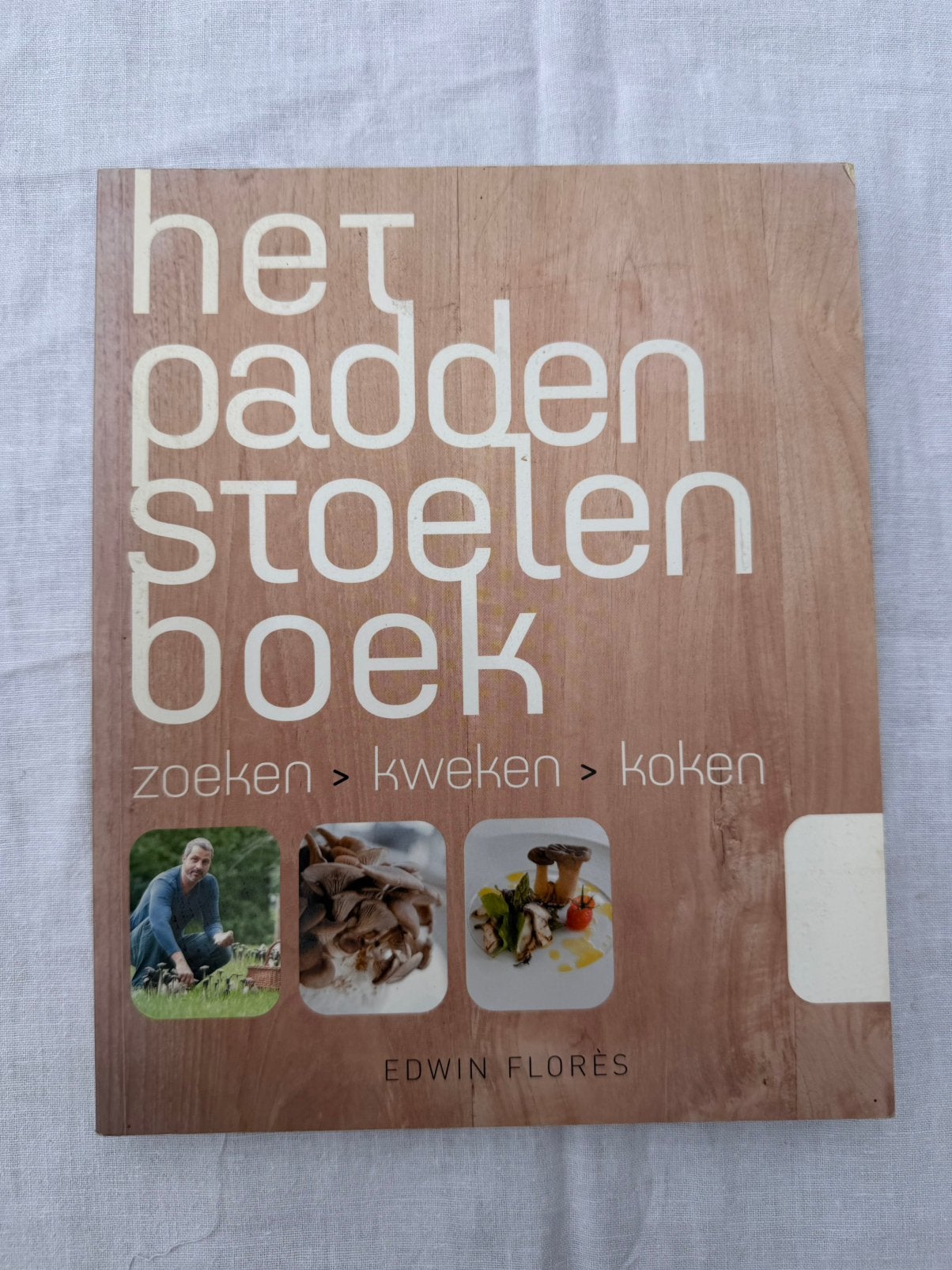 Het paddestoelenboek van Edwin Flores, Boeken, Kookboeken, Ophalen of Verzenden, Zo goed als nieuw