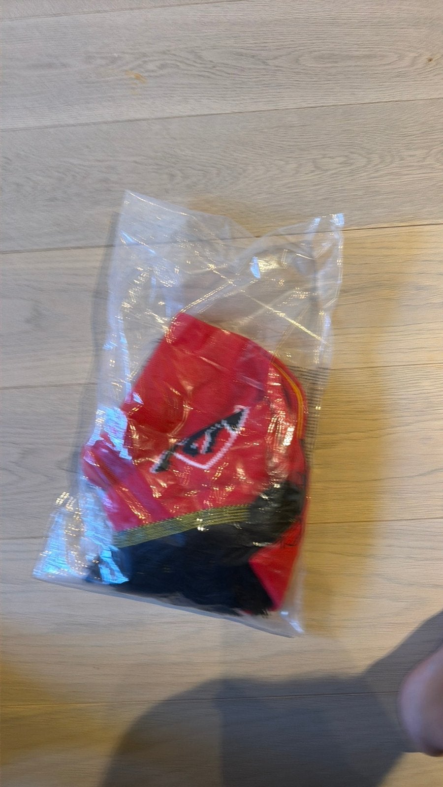 Sjaal rode duivels, Verzenden, Zo goed als nieuw