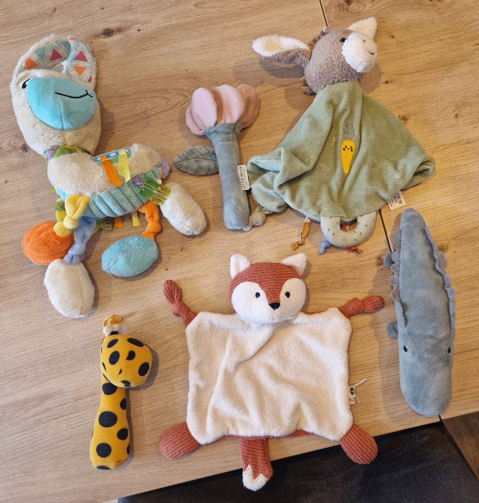Knuffels/rammelaars voor baby's, Enlèvement, Comme neuf, Petit (moins de 20 cm)