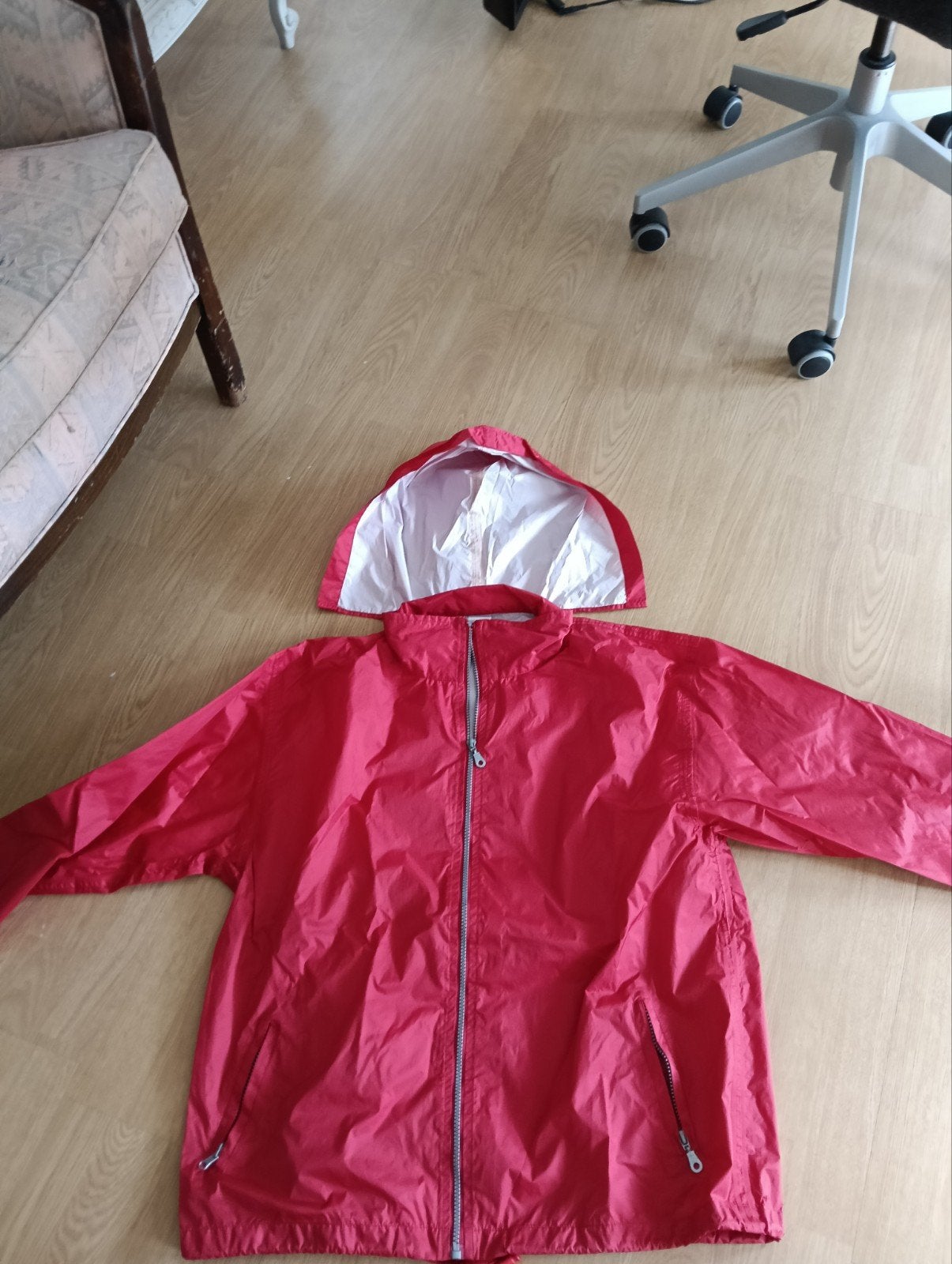 Rode regenjas, Caravanes & Camping, Enlèvement ou Envoi, Imperméable