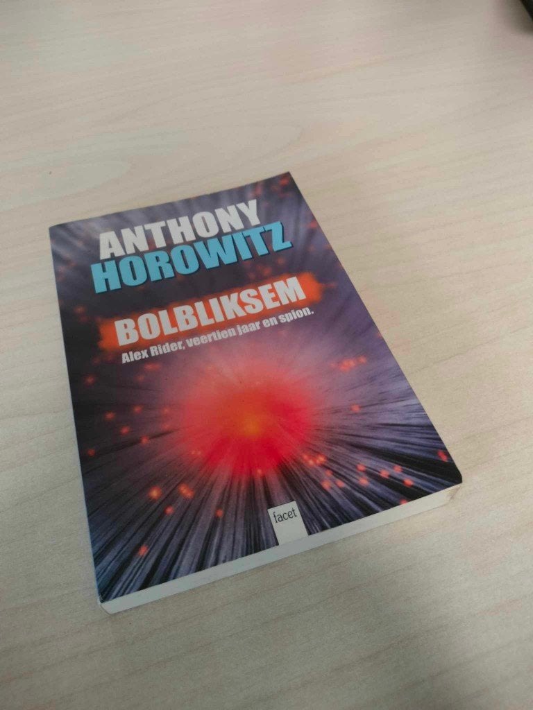 Bolbliksem - Alex Rider, Gelezen, Ophalen of Verzenden, Fictie, Anthony Horowitz