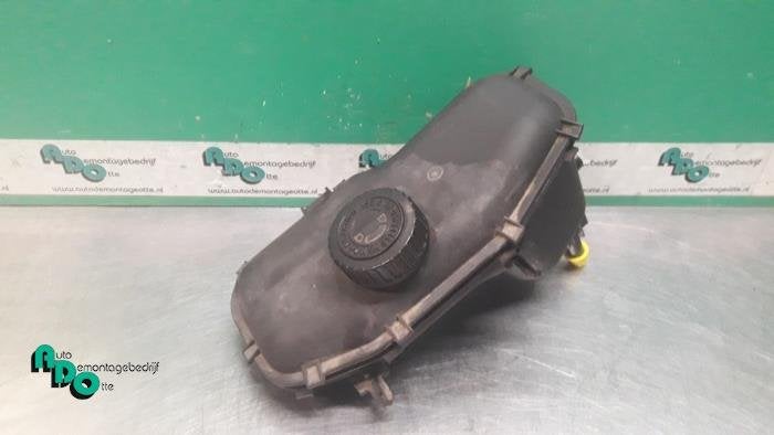 Réservoir d'huile direction assistée d'un Citroen Berlingo, -, 3 mois de garantie, Utilisé, -