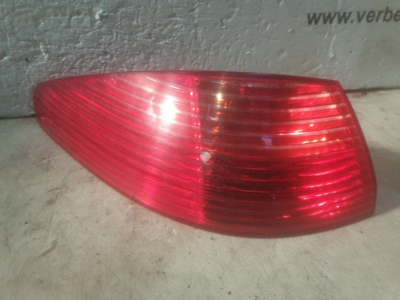 ACHTERLICHT LINKS Peugeot 607 (9D / U) (01-1999/07-2011), Kontakt-peugeot@peugeot.com, Gebruikt, Peugeot Deutschland GmbH, Bahnhofsplatz
65423  Rüsselsheim, DE