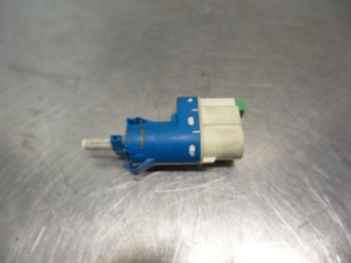 Commutateur feu de freinage d'un Ford Focus (Focus 04-), -, 3 mois de garantie, -, -