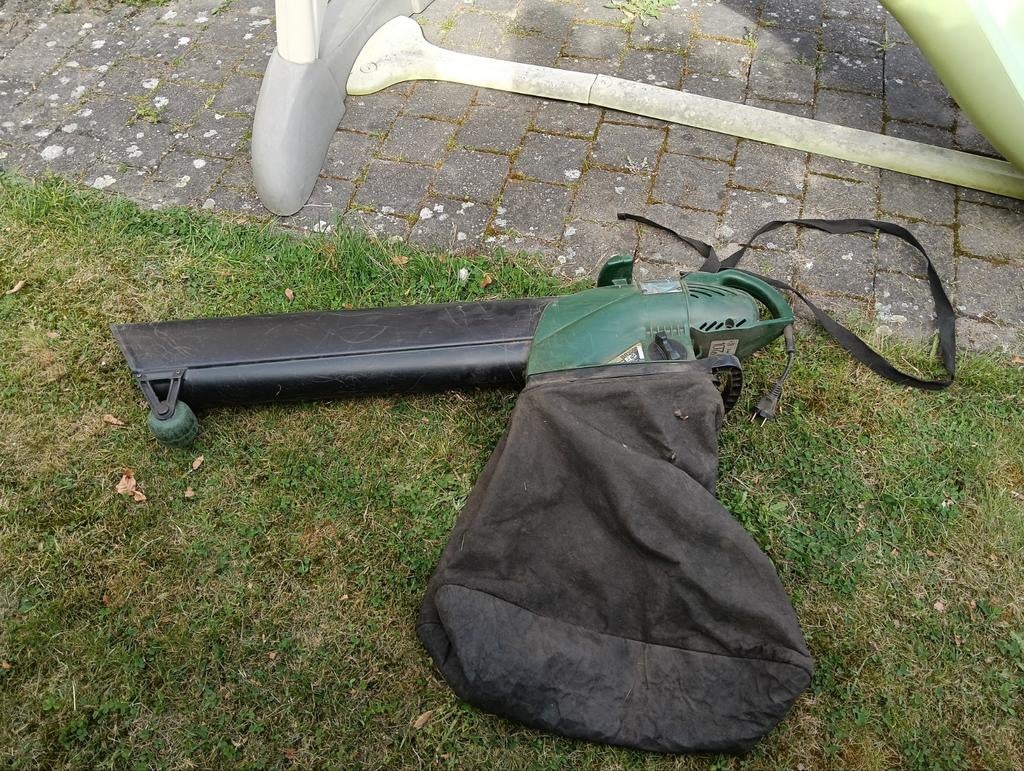 Bladblazer en bladzuiger 2000W, Ophalen