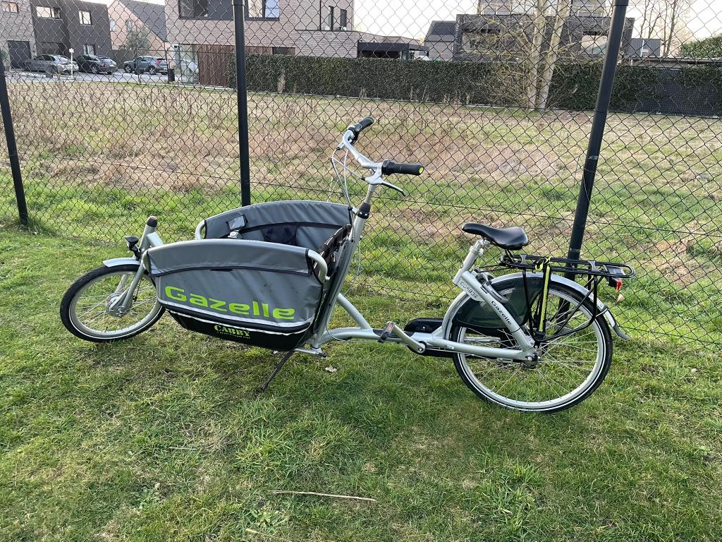 Gazelle Cabby bakfiets met extra adapters voor maxi-cosi, Fietsen en Brommers, Fietsen | Bakfietsen, Gebruikt, Gazelle, 2 kinderen