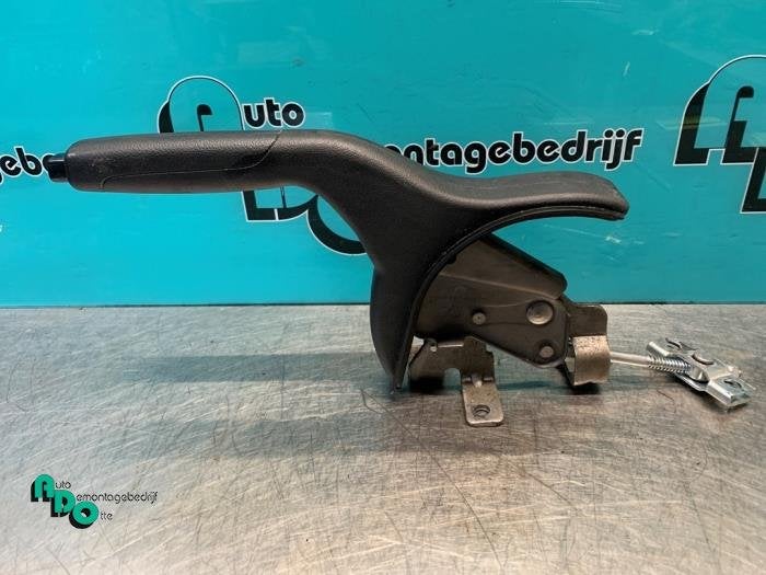 Levier frein à main d'un Hyundai I10 (I10 08-), -, 3 mois de garantie, Utilisé, Hyundai