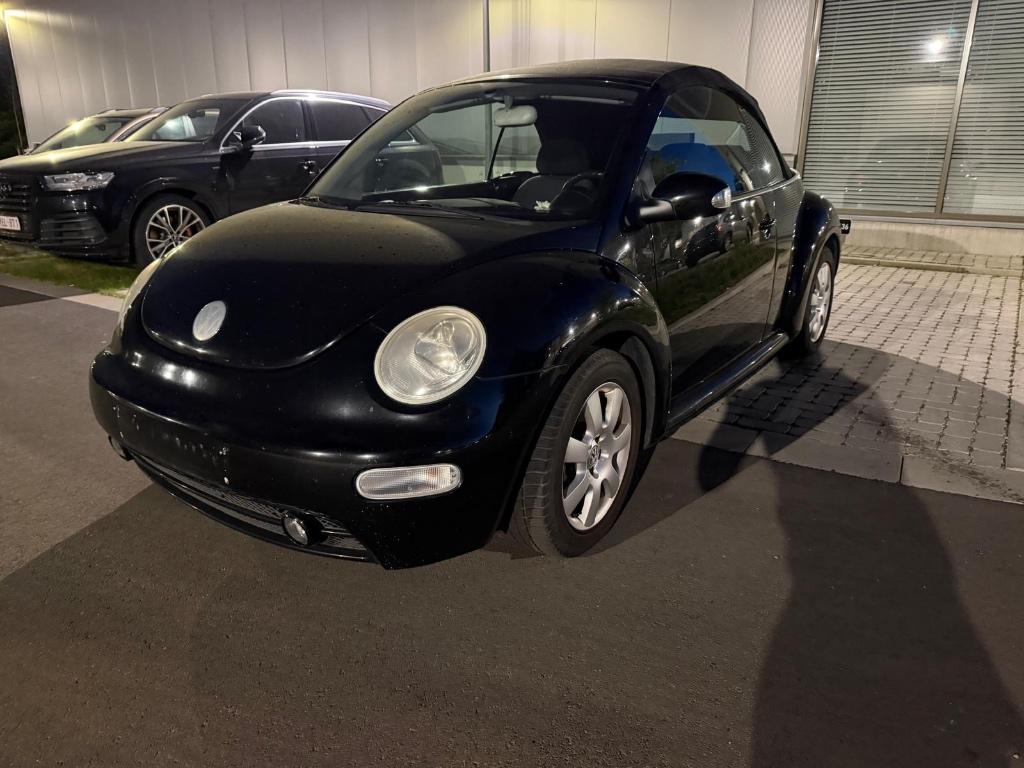 Volkswagen Beetle 1.6 benzine cabriolet !, Autos, Cabriolet, Boîte manuelle, Coccinelle, Noir