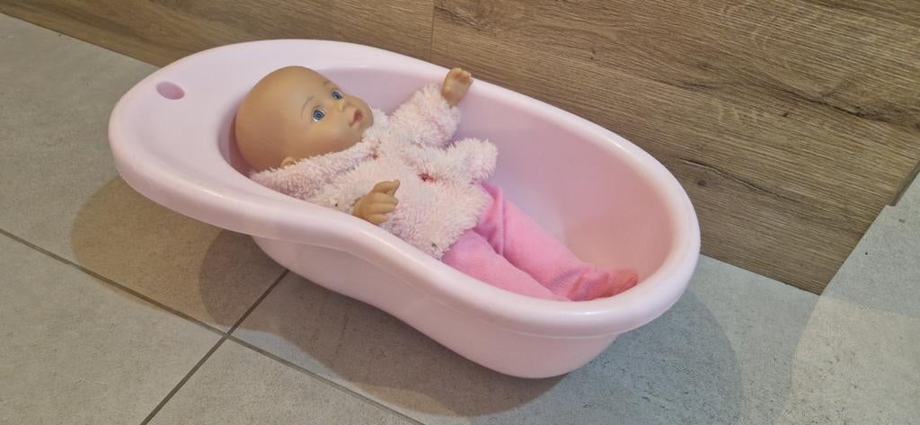Baignoire pour poupées, Enfants & Bébés, Jouets | Poupées, Enlèvement