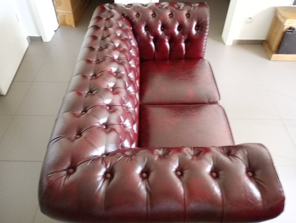 Canapés Chesterfield simili bordeau, Maison & Meubles, Chesterfield simili cuir, Bois, Comme neuf, Enlèvement