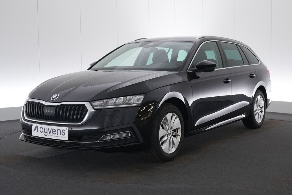 (2AGC772) SKODA OCTAVIA COMBI, Autos, Skoda, 121 g/km, Euro 6, Entreprise, 5 portes