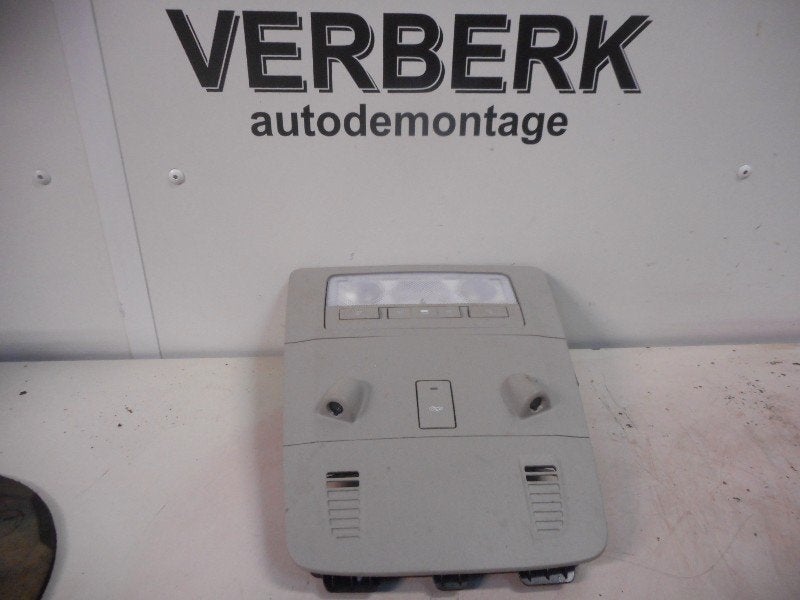 BINNENVERLICHTING VOOR Insignia Sports Tourer (133009524), Gebruikt, Opel, Lisa.Scalzo@aptiv.com, Aptiv PLC