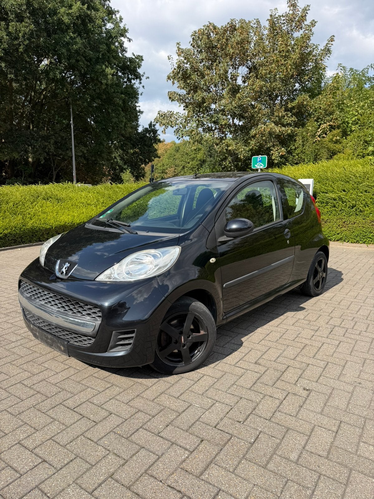 Peugeot 107 - 1.0 Benzine - 2009- 173.000km- met keuring, Auto's, Peugeot, Voorwielaandrijving, 4 zetels, 50 kW, Zwart