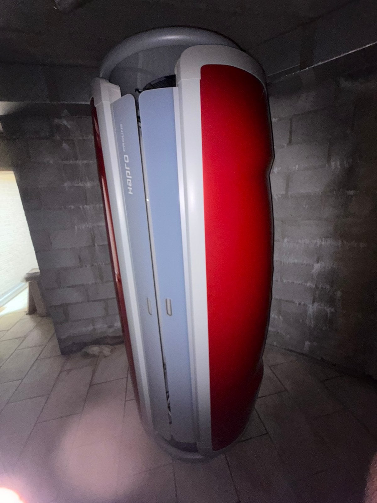 Staande zonnebank Tekoop!, Electroménager, Solarium, Banc solaire & Bronzage facial, Enlèvement, Comme neuf, Banc solaire double