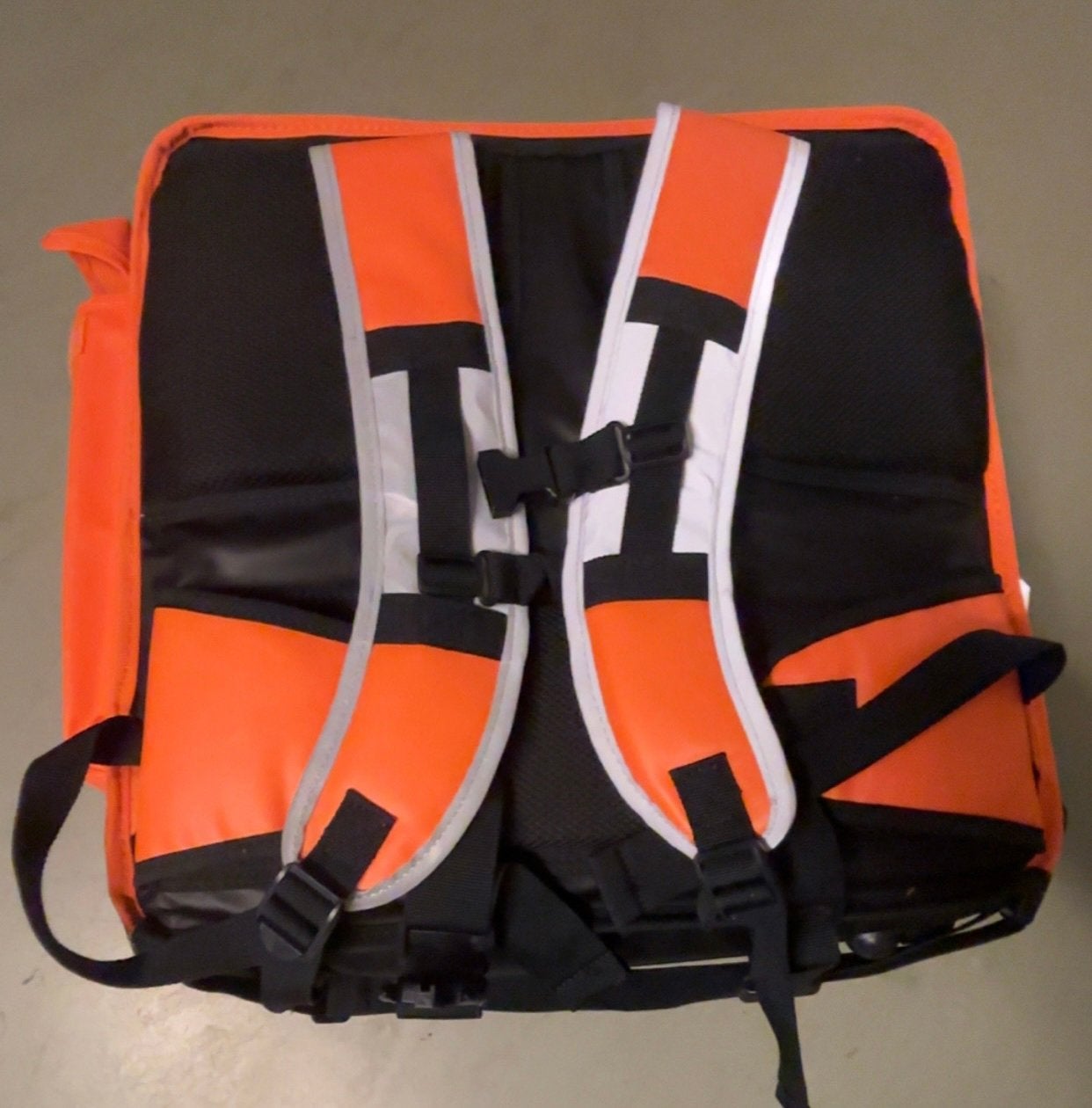 Bezorging tas, Enlèvement, Comme neuf