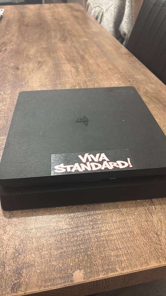 Ps4 slim a vendre etat bonne etat, Consoles de jeu & Jeux vidéo, Enlèvement ou Envoi, Comme neuf
