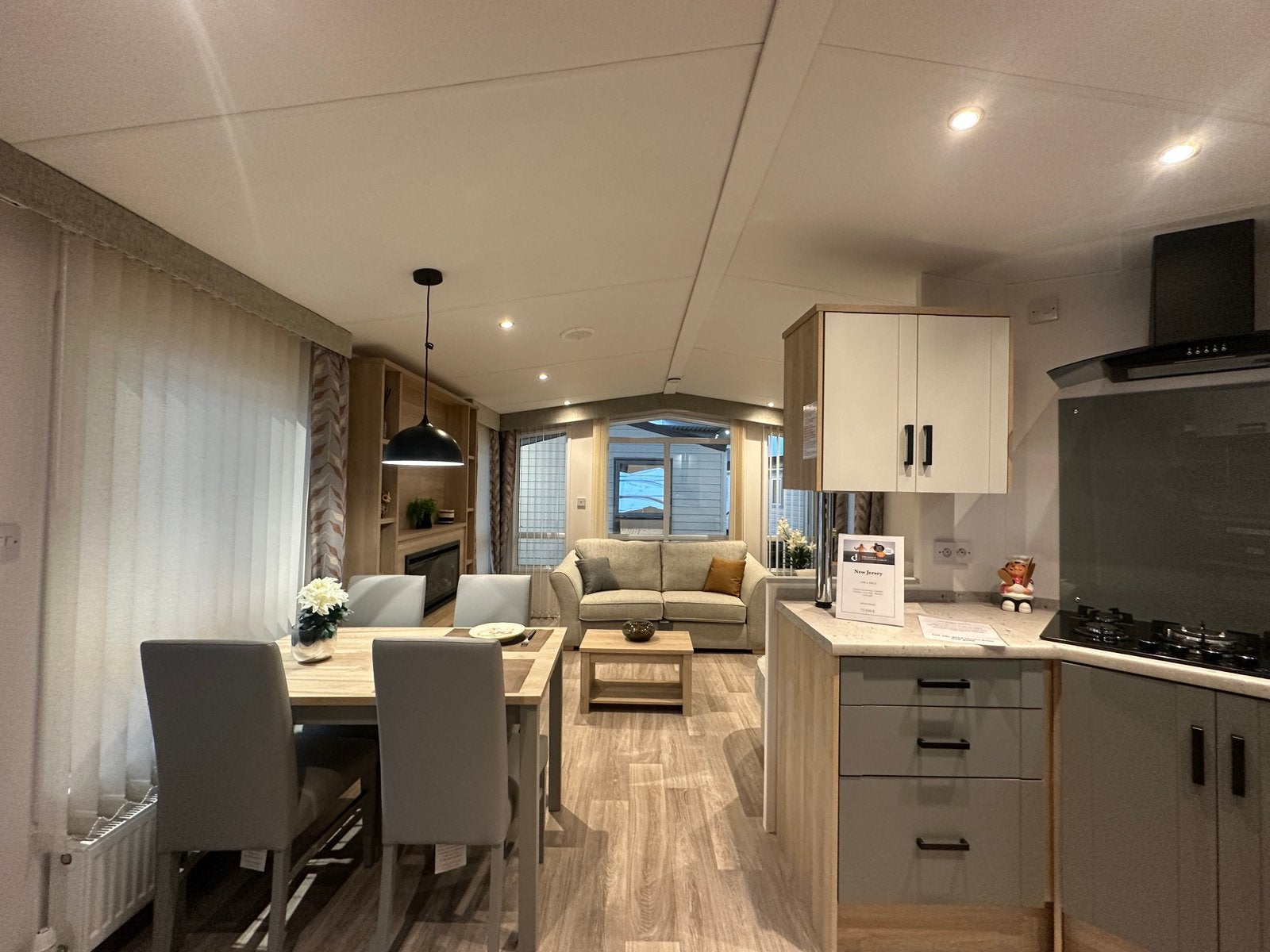 EN STOCK ! ! ! UNITÉ 4 SAISONS DE LUXE NEW JERSEY 1100x400/2, Caravanes & Camping, Caravanes résidentielles