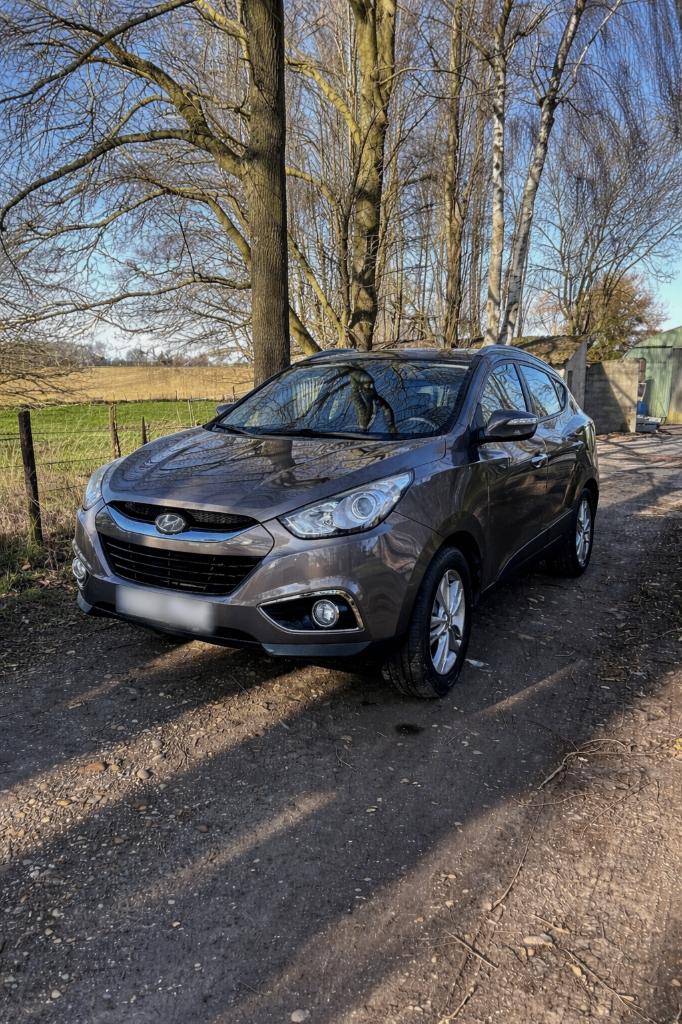 Hyundai ix35, Euro 5, 1416 kg, Zwart, Leder