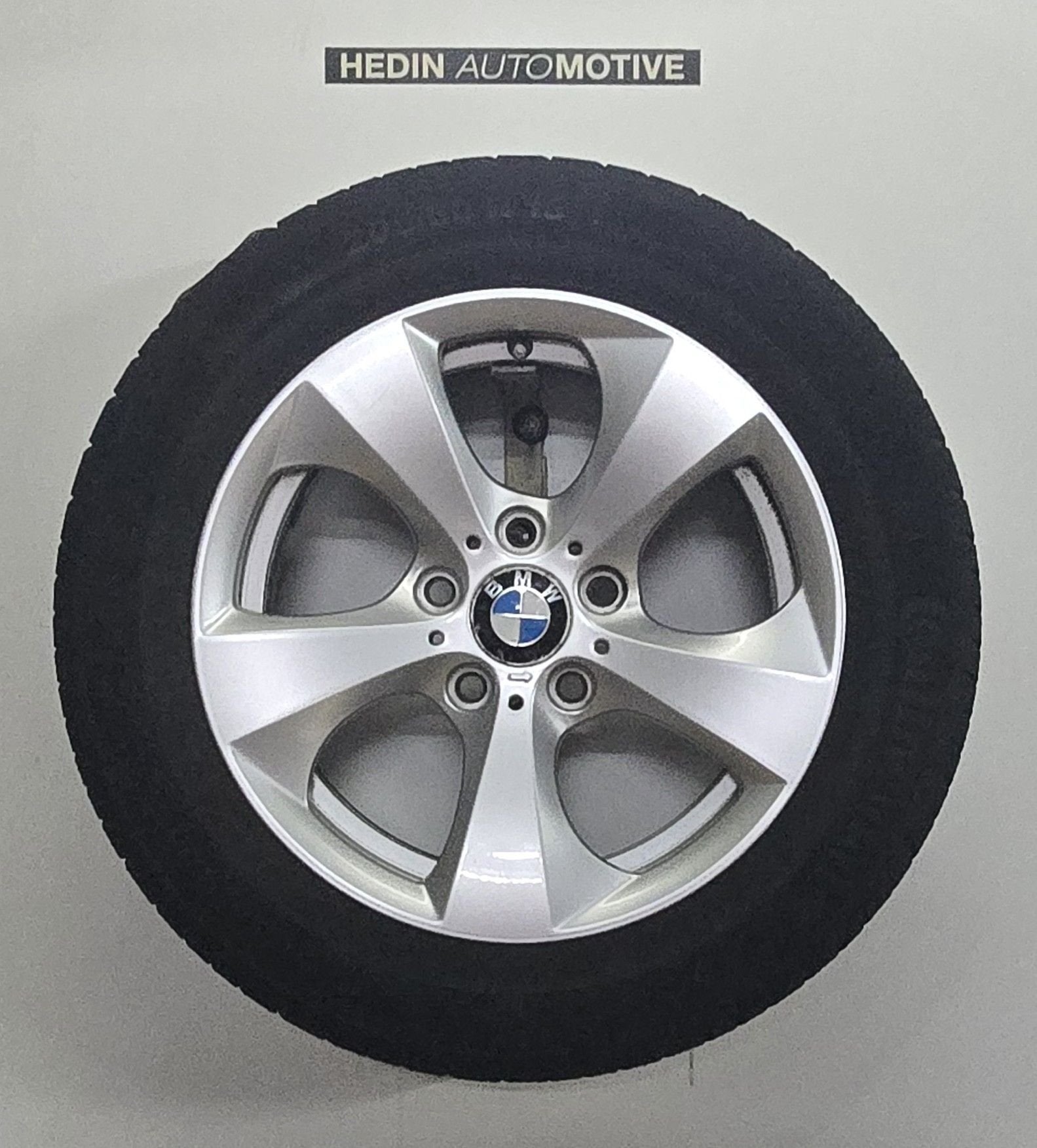 BMW 3+4 GC Serie (F30-F31-F36)  Styling 306  16" RFT + N/RDC, Gebruikt, -, -, Banden en Velgen