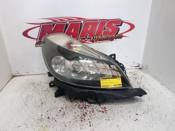 Phare droit d'un Renault Clio, Autos : Pièces & Accessoires, -, Renault, -, 3 mois de garantie