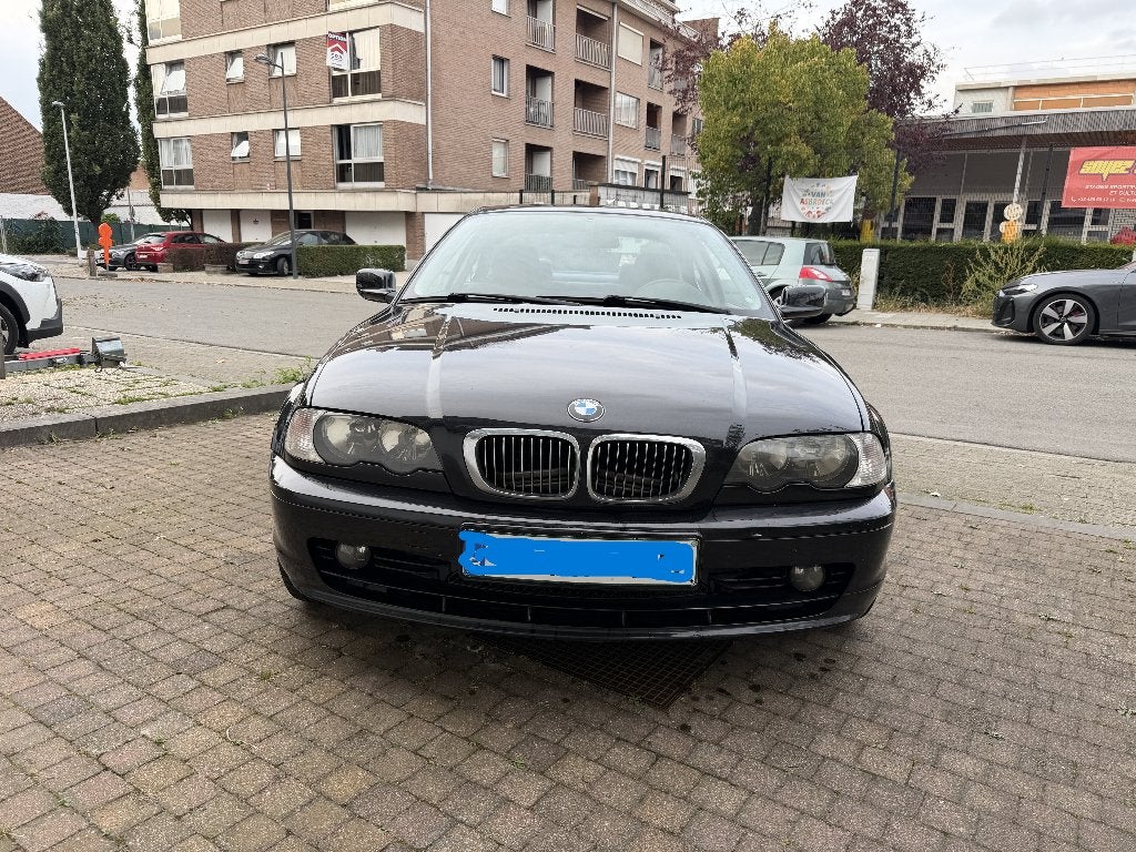 BMW 320i 2.0 6 cilinder, Auto's, Dealer onderhouden, Zwart, Zwart, Leder