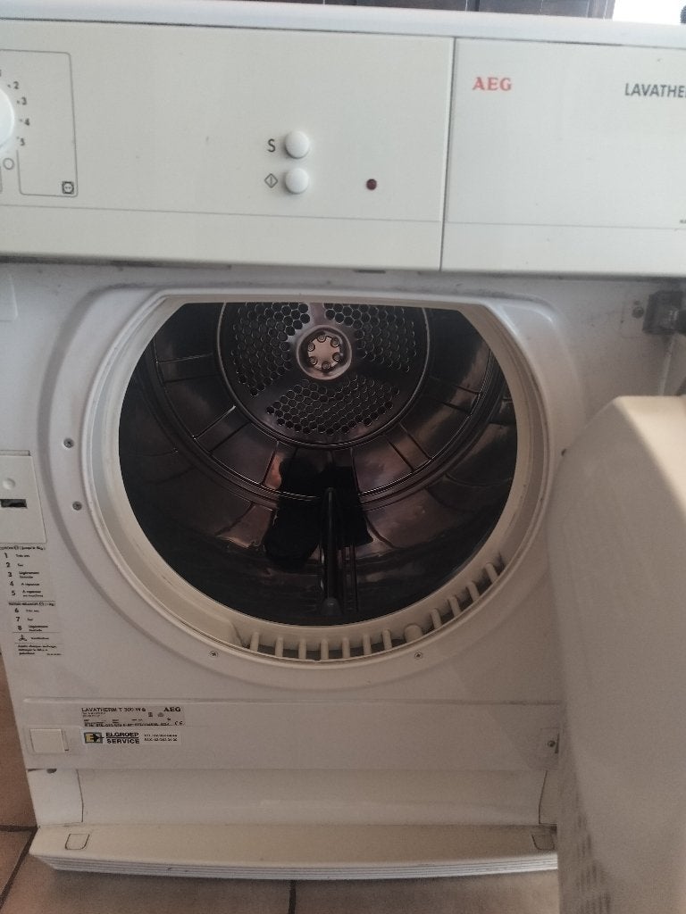 Séchoir, Electroménager, 6 à 8 kg, Évacuation d'air, Chargeur frontal, Enlèvement