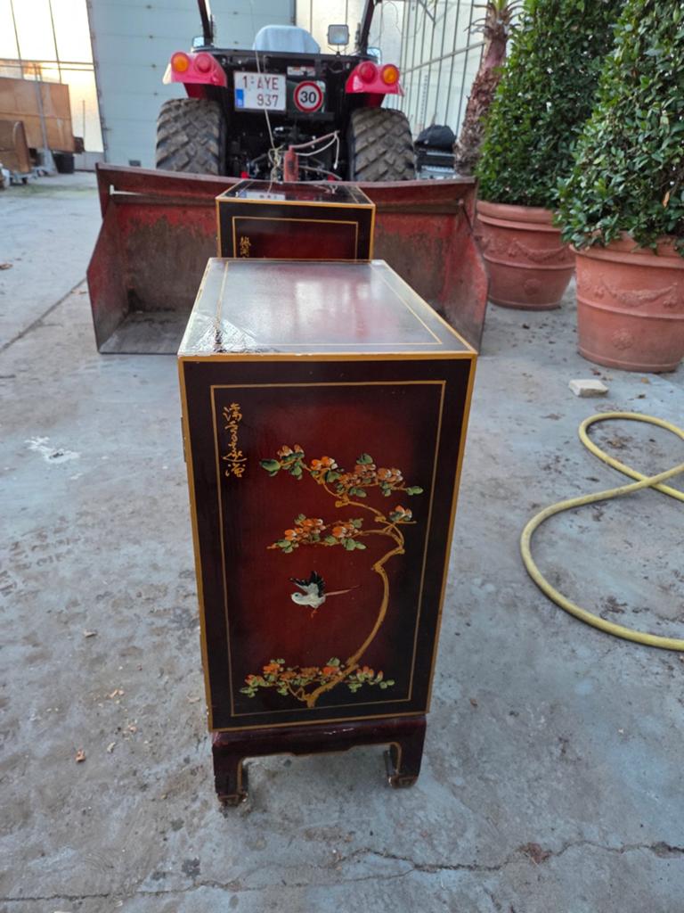 Armoire chinoise (2 pièces) - € 100 par armoire, Enlèvement