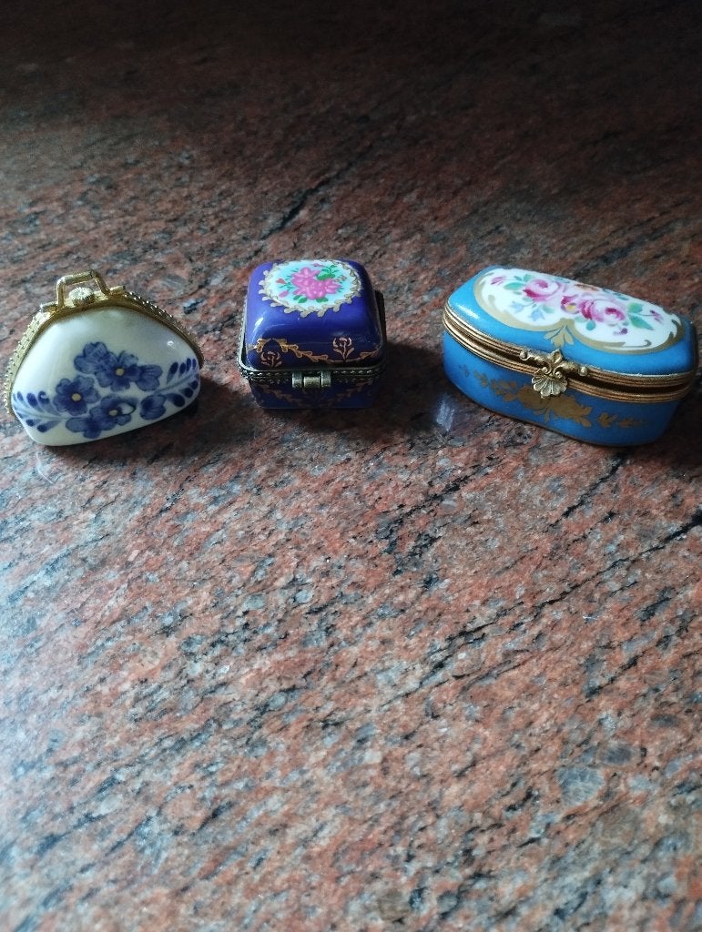 Boîtes à pilules porcelaine (lot de 3 pièces), Enlèvement ou Envoi