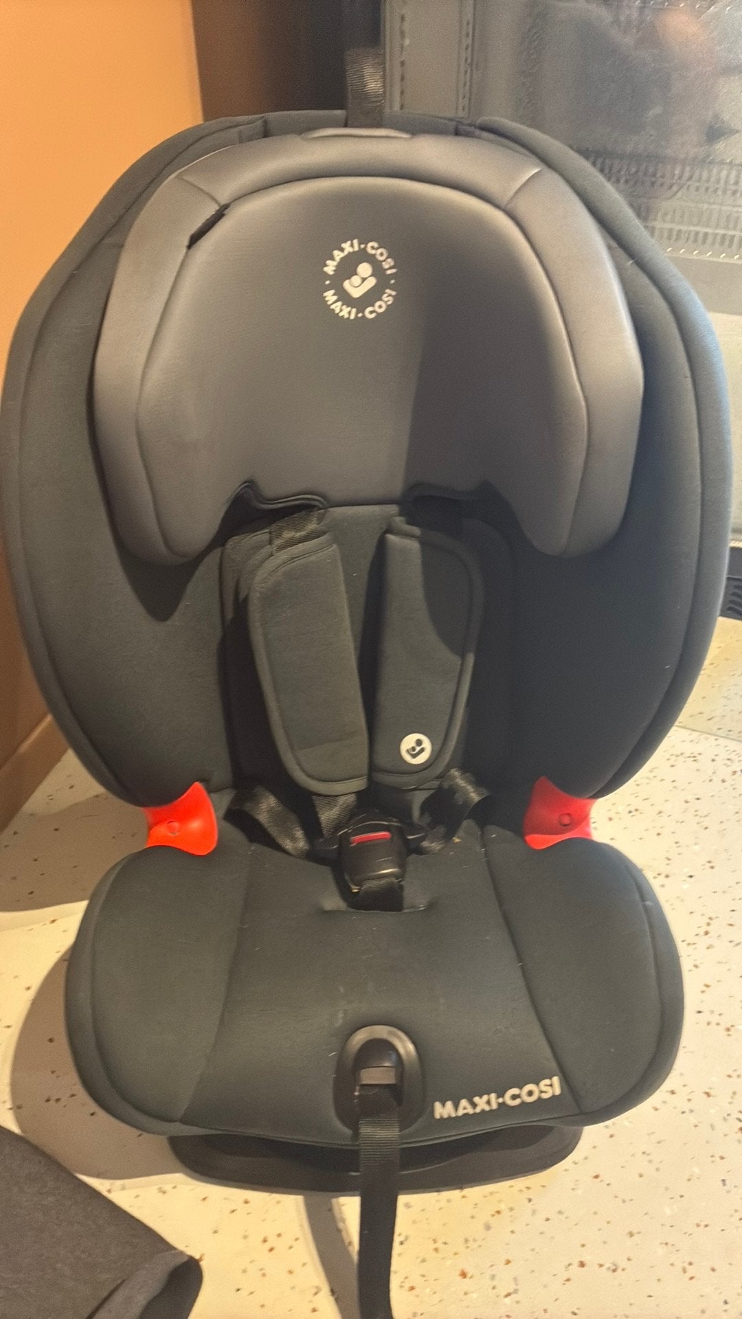 Maxi cosi titan plus, Enfants & Bébés, Sièges auto, Comme neuf, Isofix, Enlèvement