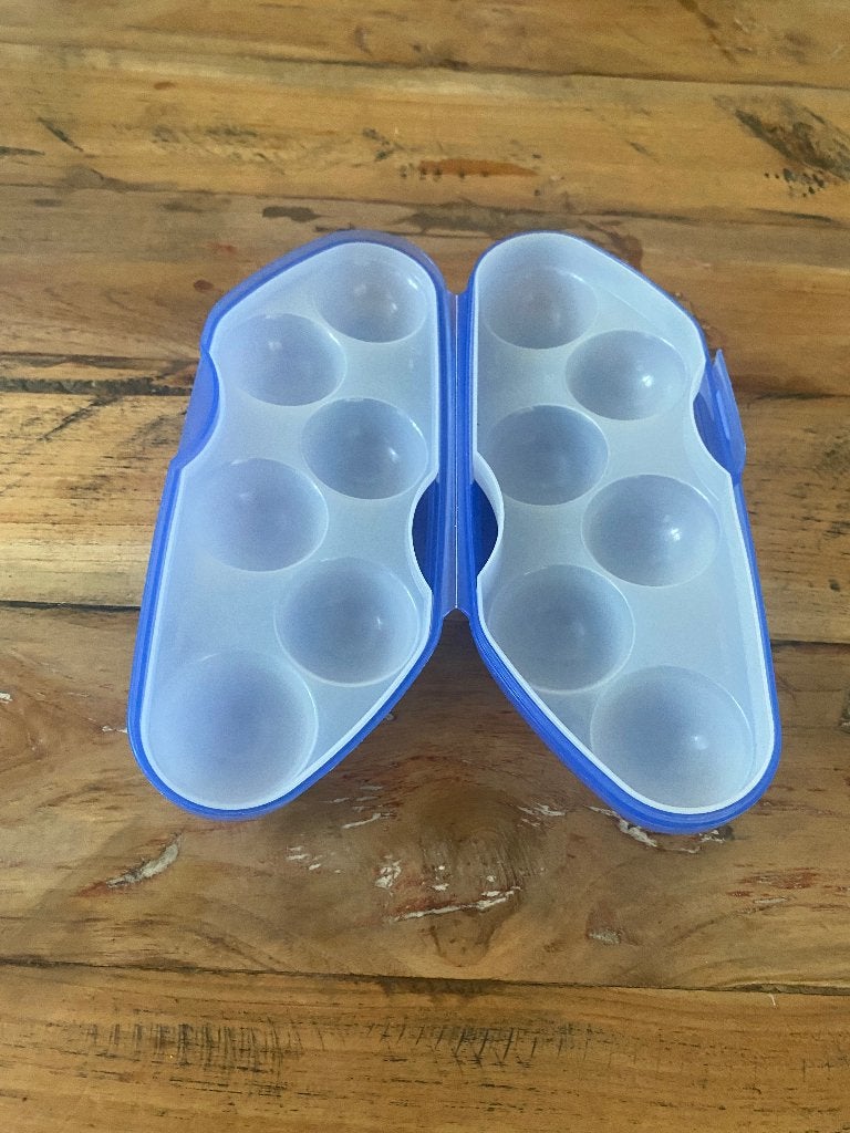Tupperware eierdoos, Huis en Inrichting, Verzenden, Blauw