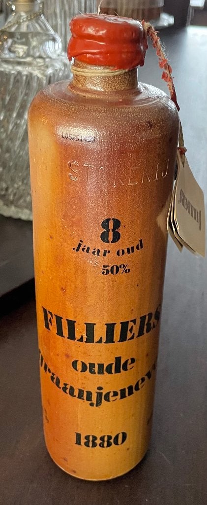 Jenever kruikje Filliers, Ophalen
