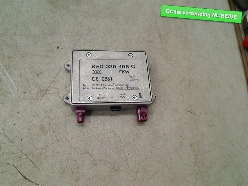ANTENNE VERSTERKER Audi A3 Sportback (8PA) (8E0035456C), Info@audi.de, Audi, Audi AG, Gebruikt