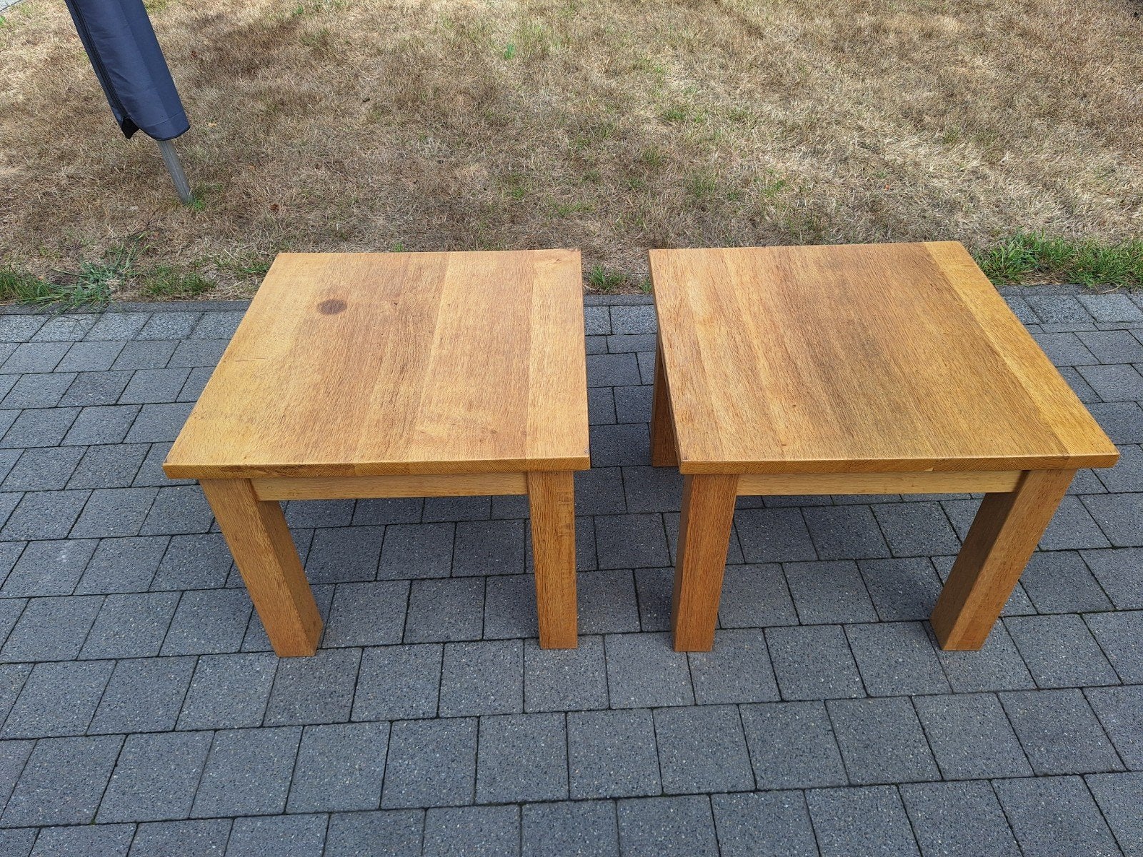 plein de tables en chêne, 55 à 75 cm, Enlèvement, Bois, Carré