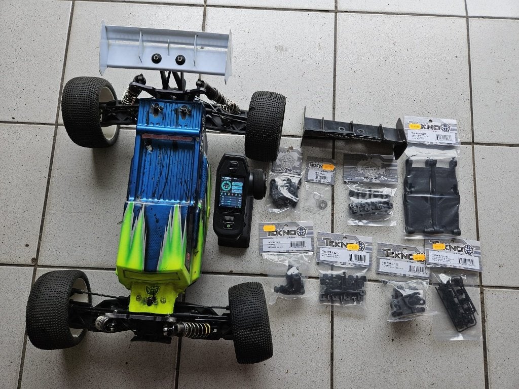 TEKNO ET48 2.0 + pneus et batterie. RTF, Enlèvement ou Envoi, Échelle 1:8, Électro, Voiture off road