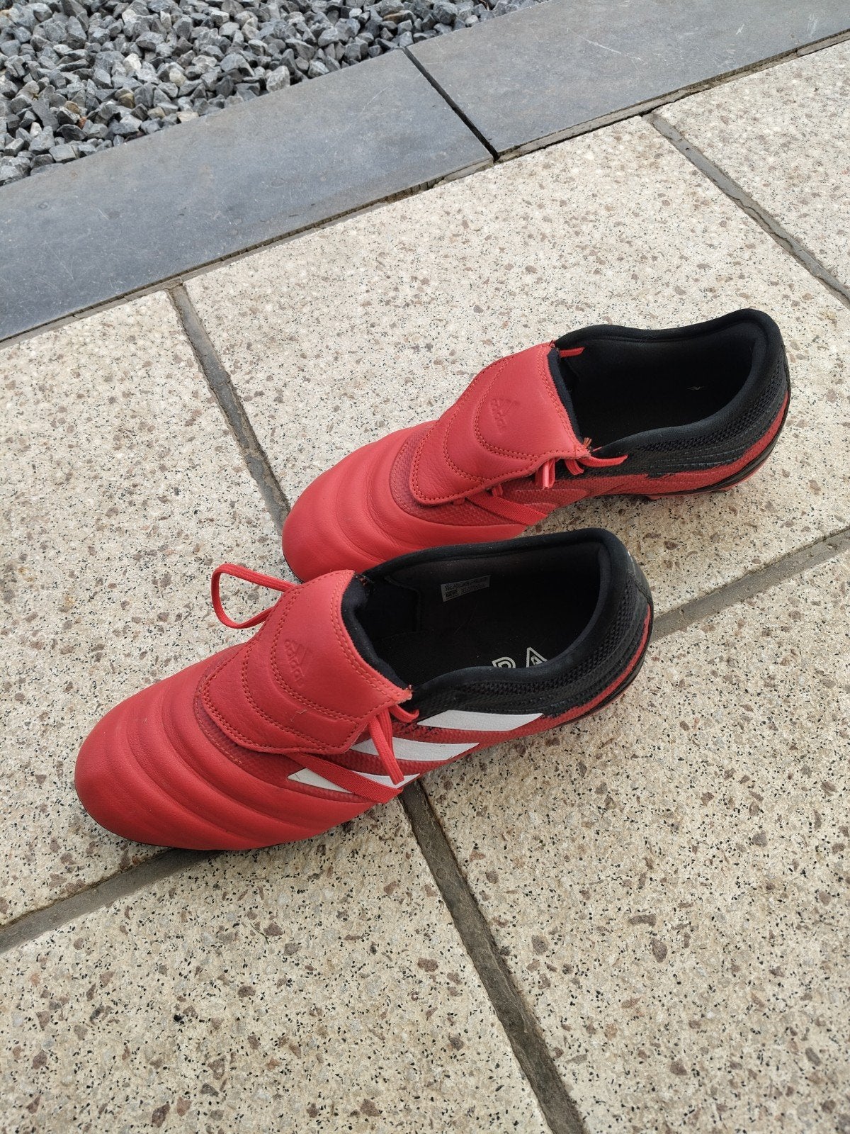 voetbalschoenen Adidas, Sport en Fitness, Voetbal, Ophalen, Zo goed als nieuw