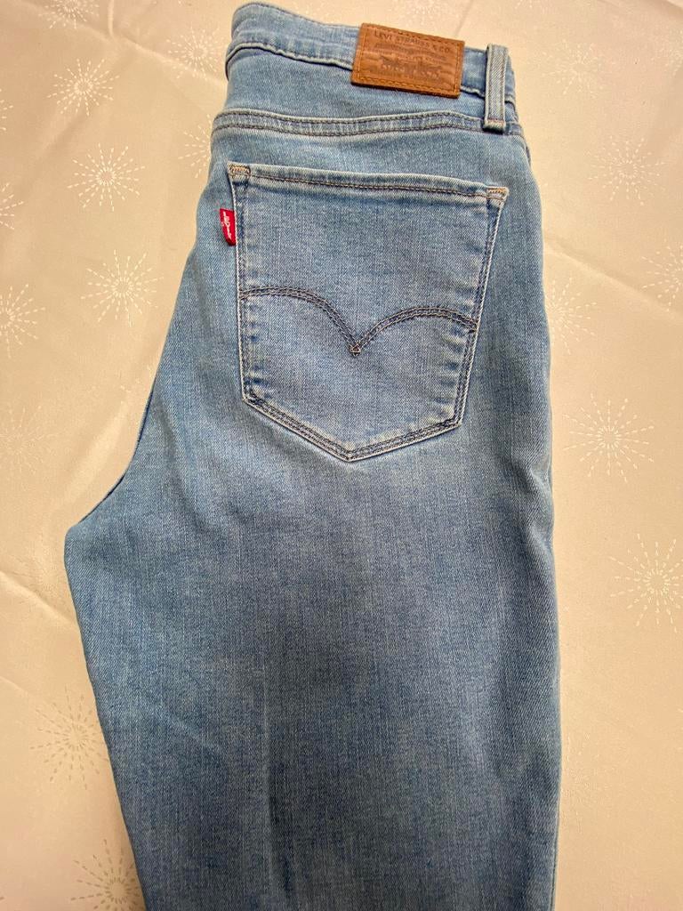 Levi’s dames bootcut, Ophalen of Verzenden, Gedragen, Blauw, W28 - W29 (confectie 36)