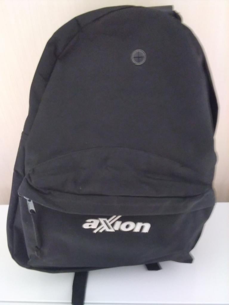 ZWARTE AXION RUGTAS, Ophalen