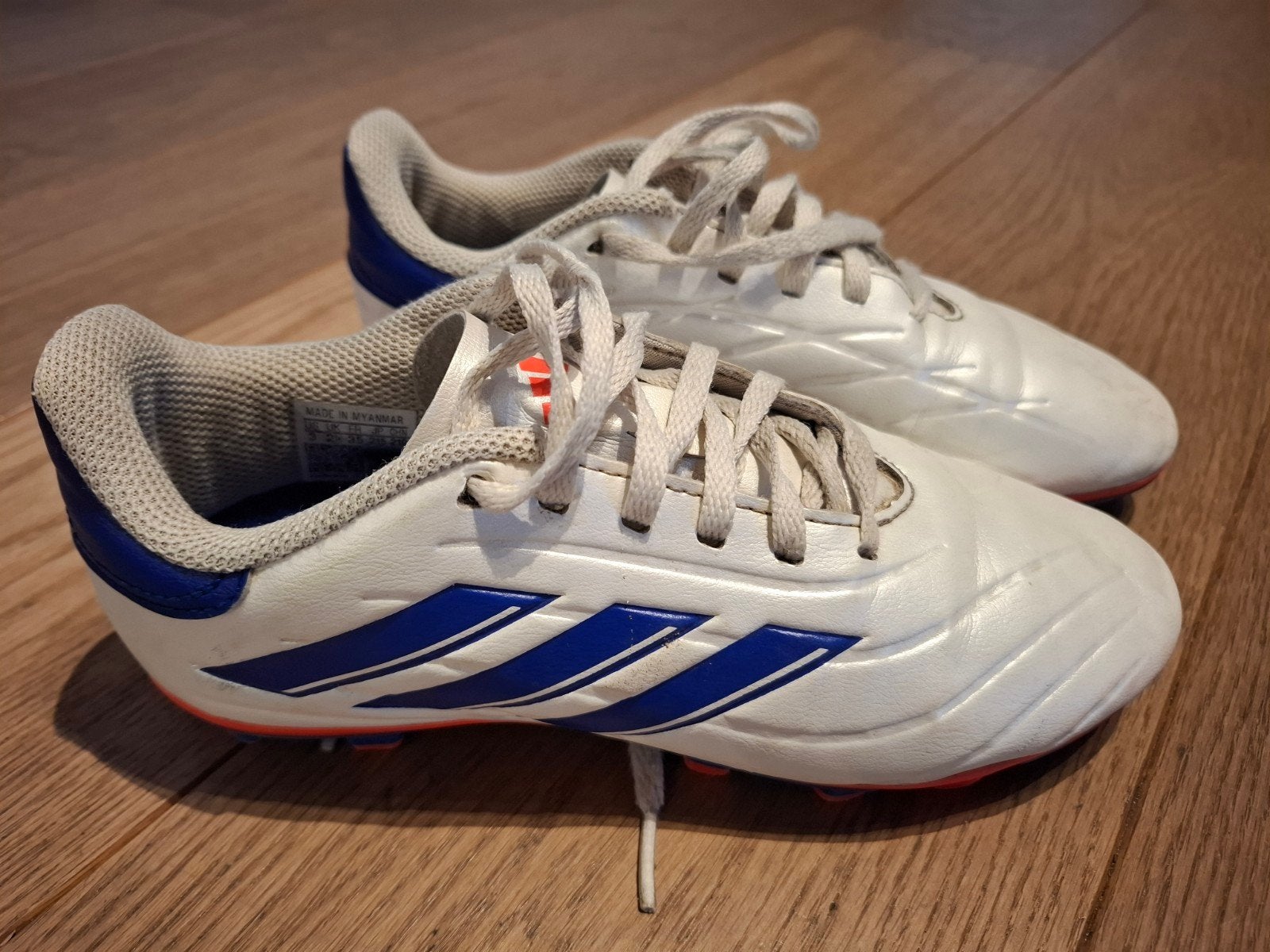 voetbalschoenen adidas, Ophalen of Verzenden, Gebruikt, Schoenen
