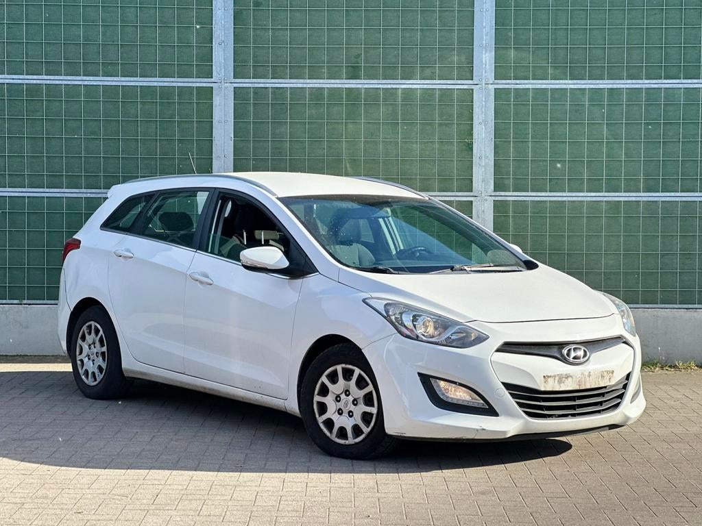 Hyundai I30 1.6 diesel, Autos, Hyundai, Euro 5, Achat, 4 portes, Entreprise