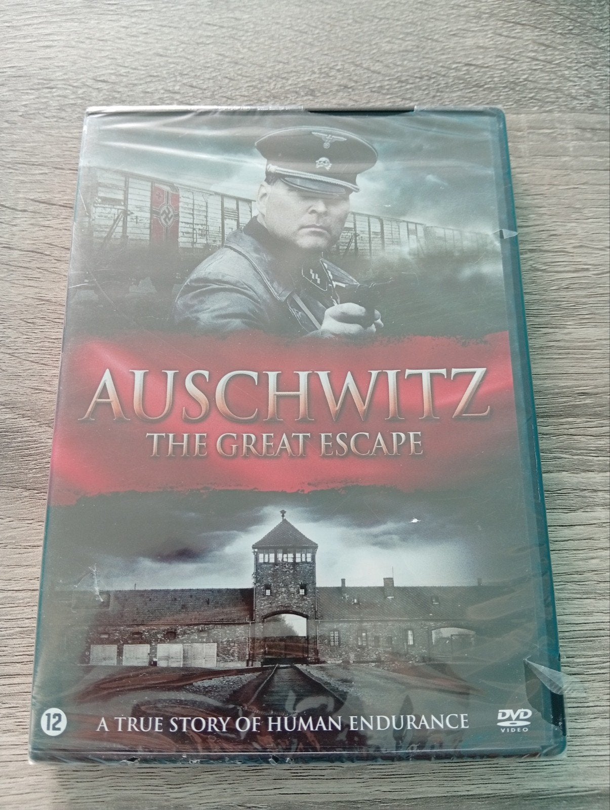 DVD documentaire sur la guerre d'Auschwitz la Grande Évasion, Enlèvement ou Envoi, Anglais, Néerlandais, Neuf, dans son emballage