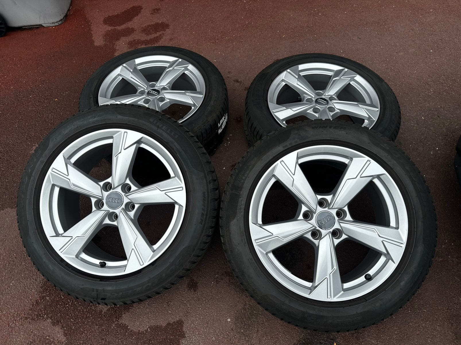 Velgen en winter banden 18 zoll Audi a6, Ophalen, Gebruikt